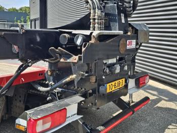 XF 460 6x2 / PENZ CRANE
